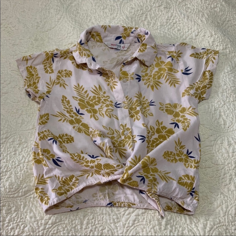 Red Tag girl top